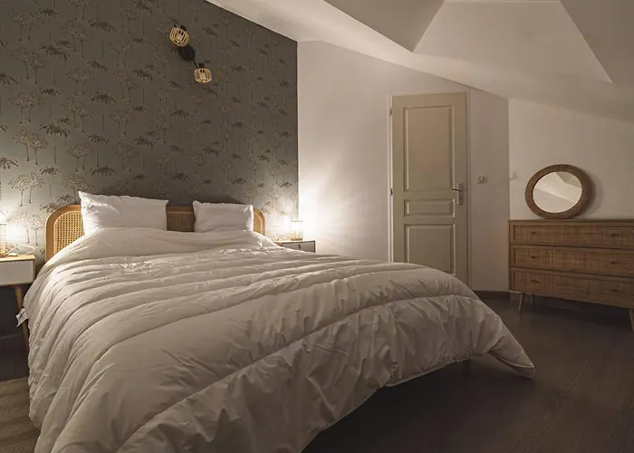 Апартаменты Chic A Reims, Confort & Elegance - Fr-1-870-28 *