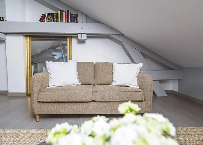 Апартаменты Chic A Reims, Confort & Elegance - Fr-1-870-28 *